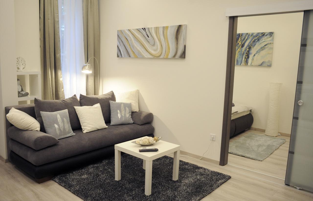 Opera Superior Liszt Ferenc Ter Apartamento Budapeste Exterior foto