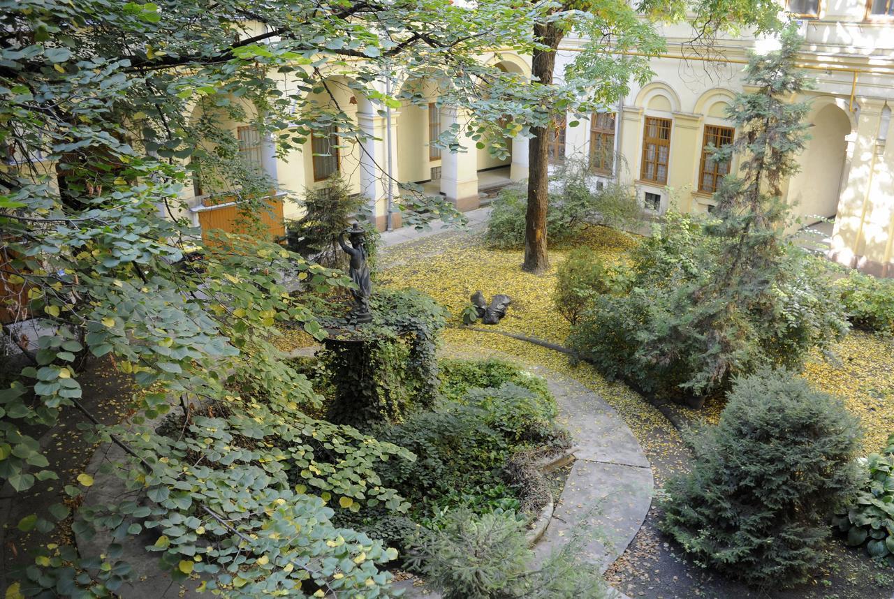 Opera Superior Liszt Ferenc Ter Apartamento Budapeste Exterior foto