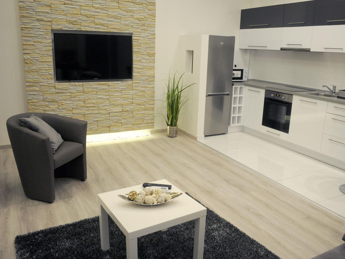 Opera Superior Liszt Ferenc Ter Apartamento Budapeste Exterior foto